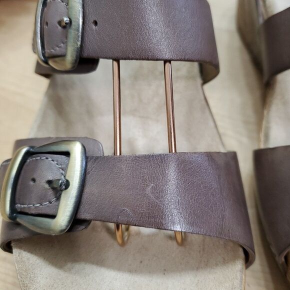 Dansko Women's 7/37 Lou Sandal EVA Burnished Leather Open Toe Buckle Comfort - Picture 3 of 15